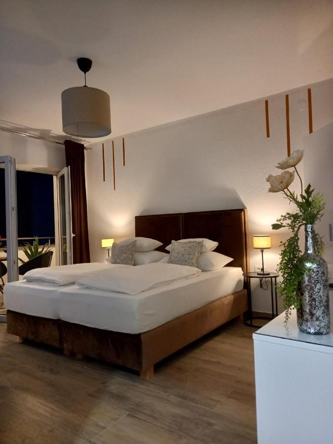 Garfild 1 Guest House 诺维·维诺多尔斯基 外观 照片